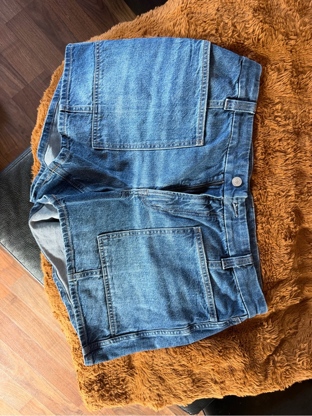 American Eagle Outfitters Men's Light Blue Denim Shorts
